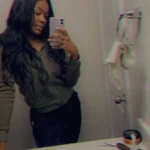 Meet your Posher, Brianna